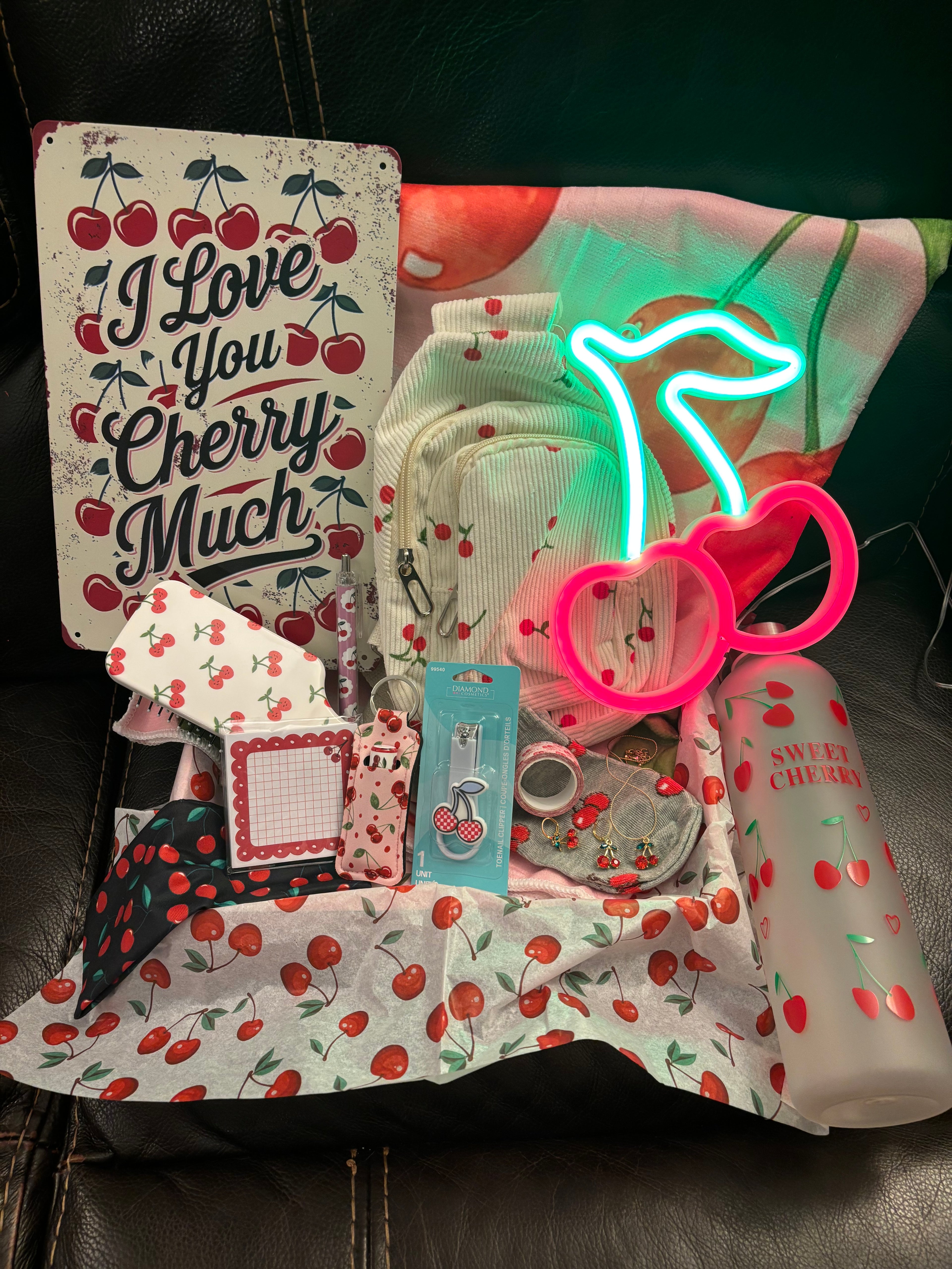 Cherry Love theme box